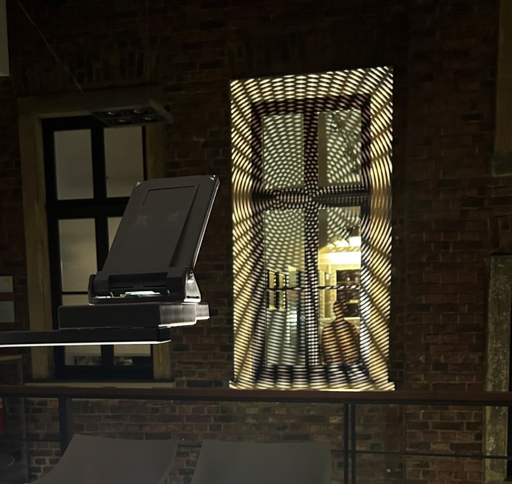 Projection Mapping mit Overheadprojektor Projection Mapping mit Overheadprojektor