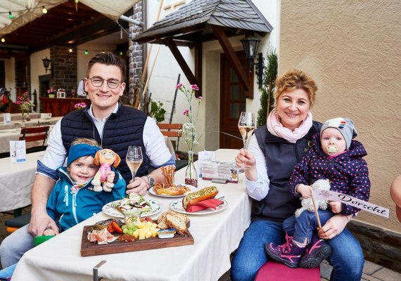 Offenstein Familie | © Weingut Offenstein Erben