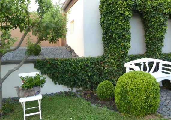 Apartment Ko-Immendorf_Garten Ansicht | © Birgit Schmitz