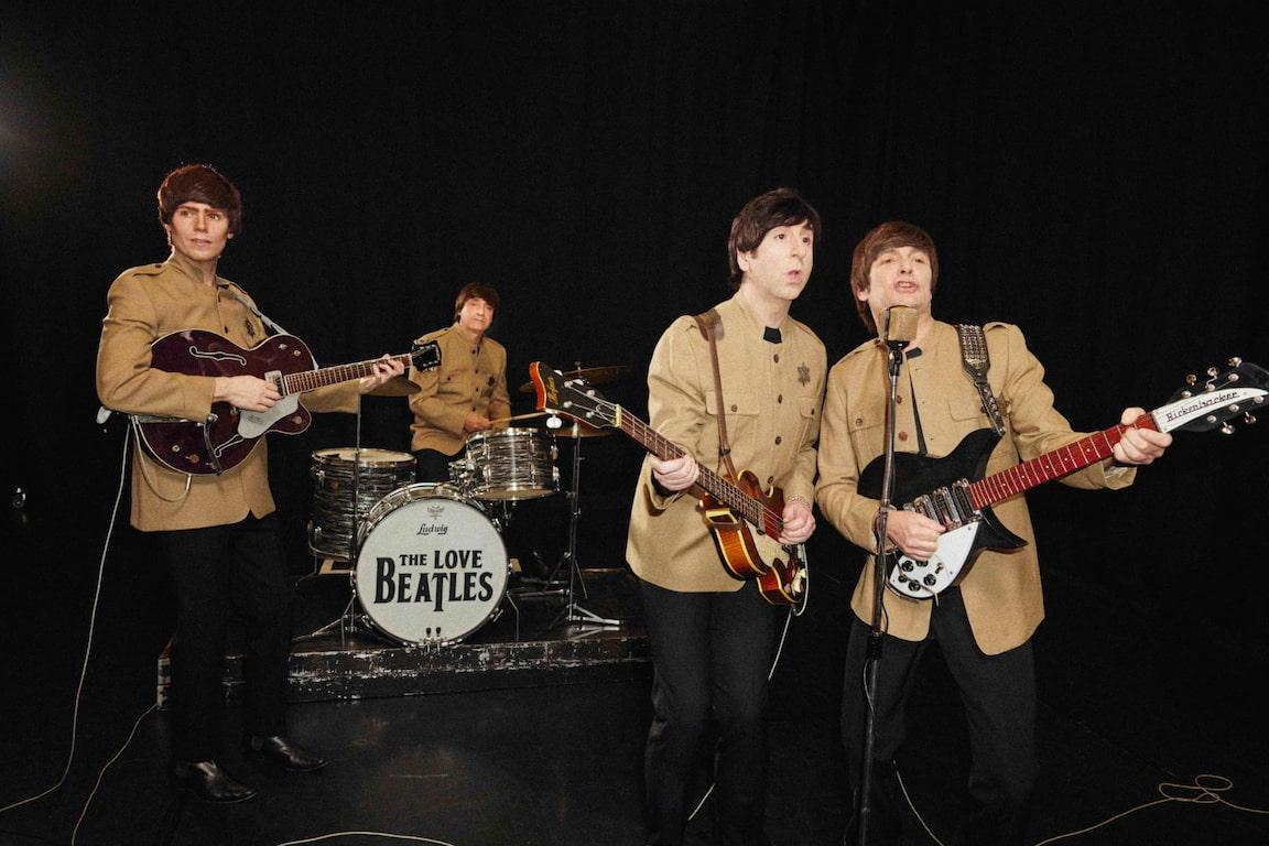 2025_10_10 The love Beatles Beatles Tribute im Caf | © The Love Beatles