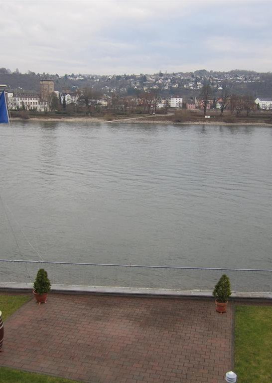 FeWo Veronia, Blick auf den Rhein | © HW