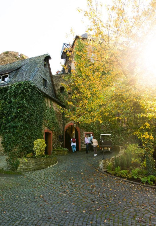 Schönburg Innenhof | © Henry Tornow/Romantischer Rhein Tourismus GmbH Schönburg Innenhof | © Henry Tornow/Romantischer Rhein Tourismus GmbH