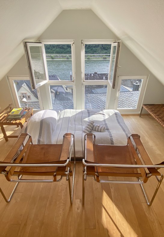 SN Oben Großes Schlafzimmer SN Oben Großes Schlafzimmer