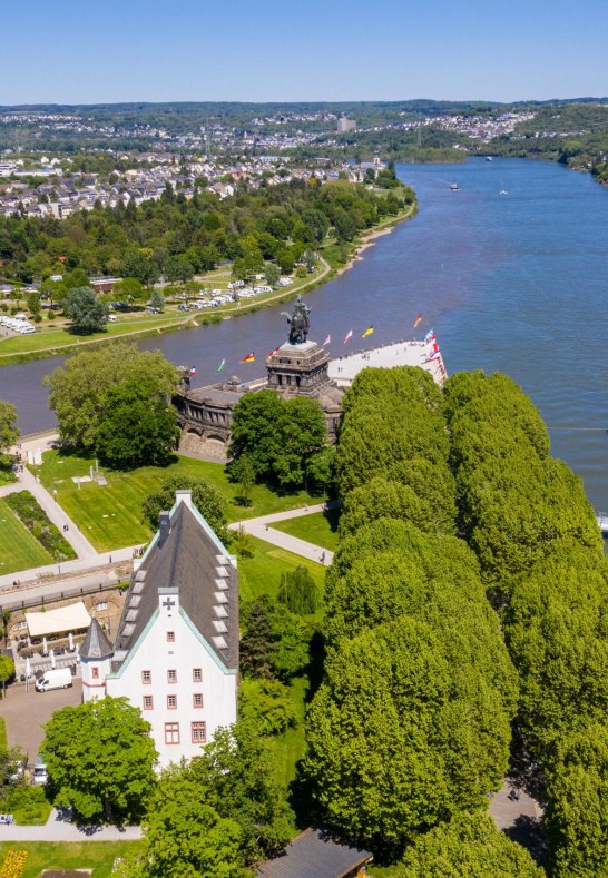 Blumenhof und Ludwigmuseum | © Koblenz-Touristik GmbH / Dominik Ketz Blumenhof und Ludwigmuseum | © Koblenz-Touristik GmbH / Dominik Ketz