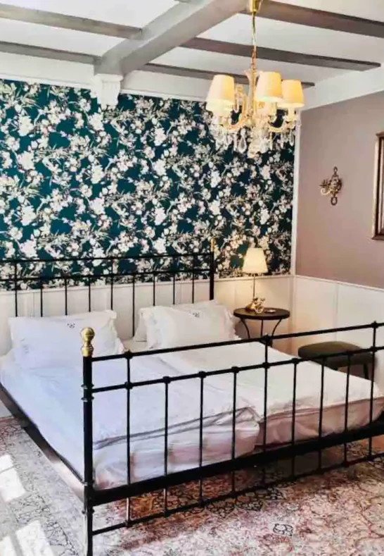 GB Gro&szlig;es Schlafzimmer 1