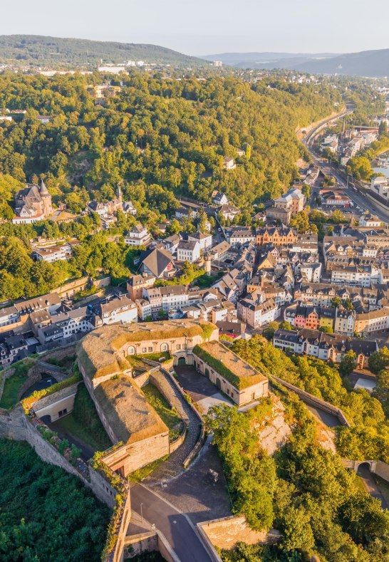 Festung Ehrenbreitstein mit Stadtteil | © GDKE, Johannes Bruchhof Festung Ehrenbreitstein mit Stadtteil | © GDKE, Johannes Bruchhof