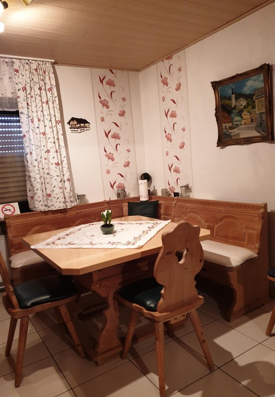 Esstisch | &copy; Hiltrud Evertz