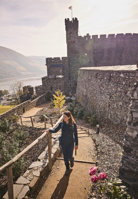Burg Reichenstein im Herbst | © Marco Rothbrust Burg Reichenstein im Herbst | © Marco Rothbrust