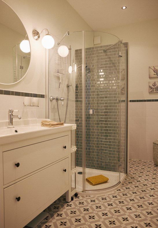 Bad | © Peter Bender Bad | © Peter Bender