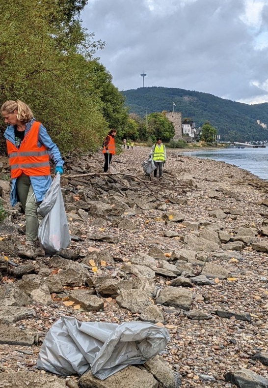 RhineCleanUp in Rhens | © Helmut Schneck RhineCleanUp in Rhens | © Helmut Schneck