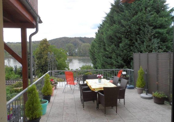 Balkon mit Terrasse | &copy; Hiltrud Evertz