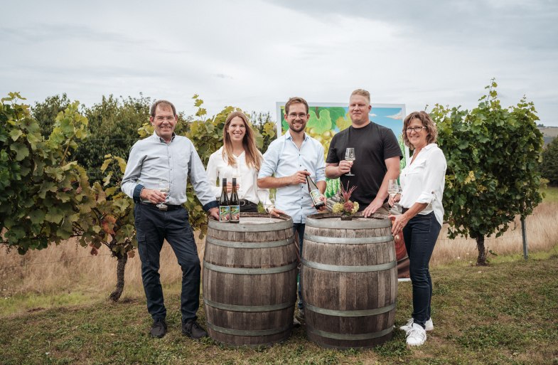 Der Welterbe-Wein 2025 kommt vom Weingut Albert Lambrich. Das Etikett gestaltete der Graffiti-Künstler Daniel Schmitz. | © Felix Vollmer