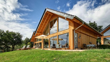 Hof_Hardthoehe_RheinblickChalet_Front | &copy; Hof Hardth&ouml;he
