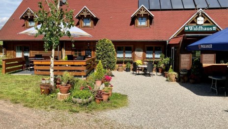 Waldhaus | &copy; Wolfgang Meyer