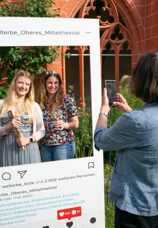 lockeres Beisammensein im Vikariegarten | © Herbert Piel lockeres Beisammensein im Vikariegarten | © Herbert Piel
