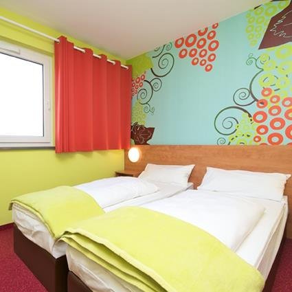 Schlafzimmer 2/ sleeping place