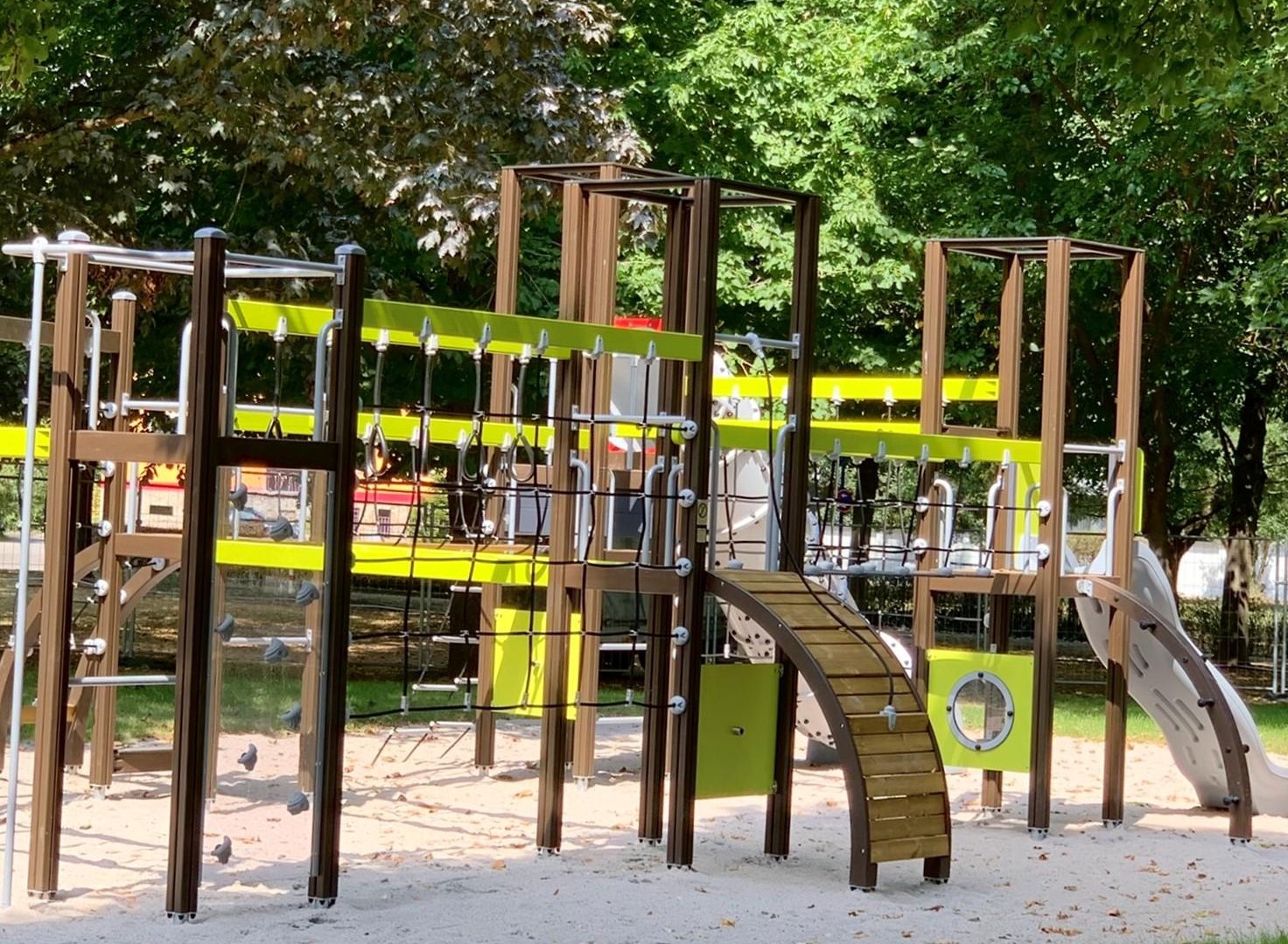 Kinderspielplatz Rheinufer Niederlahnstein | © Stadt Lahnstein Kinderspielplatz Rheinufer Niederlahnstein | © Stadt Lahnstein