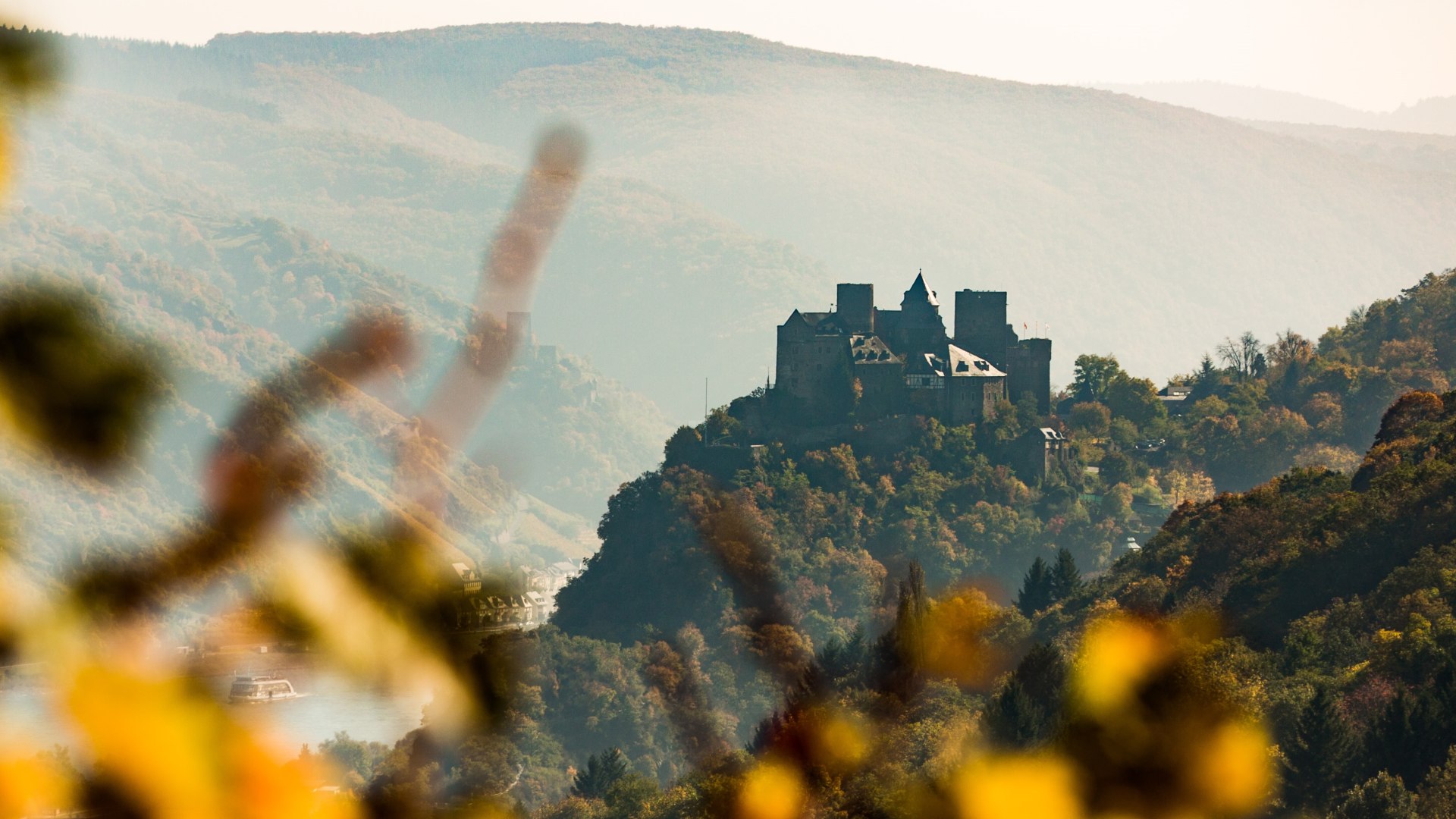 Blick auf die Schönburg | © Henry Tornow Blick auf die Schönburg | © Henry Tornow