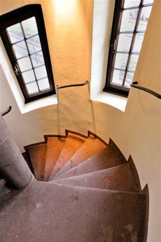 Treppenhaus im hist. Gebäude | © Frau Göttert