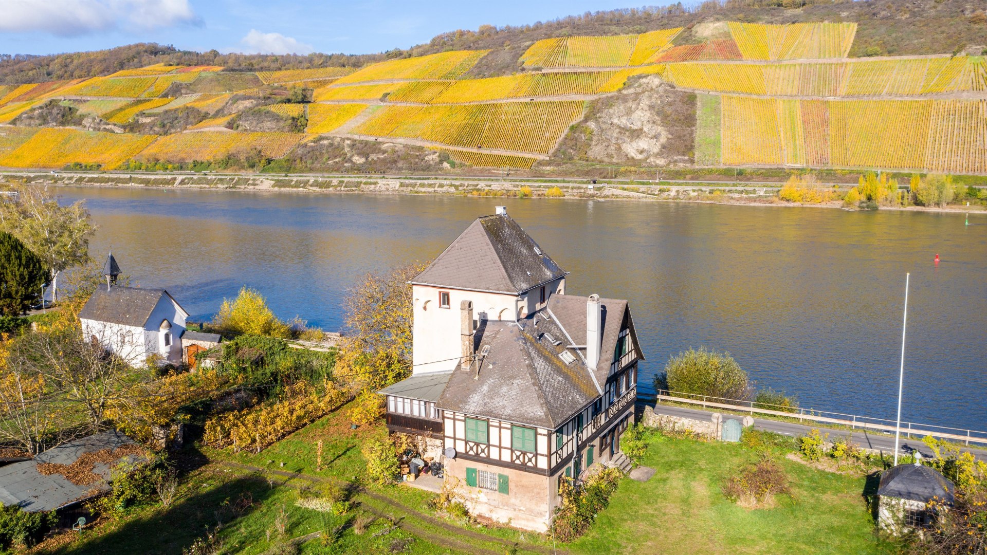 Wasserburg | &copy; Sebastian Reifferscheid