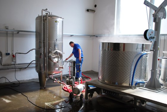 Craftbierbraueri Anlage | © Lahnsteiner Brauerei Craftbierbraueri Anlage | © Lahnsteiner Brauerei