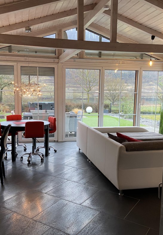 Moselchalet Koblenz Flurblick | &copy; Stefanie K&auml;fer