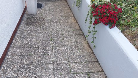 Eingang | &copy; Fam. Neuser