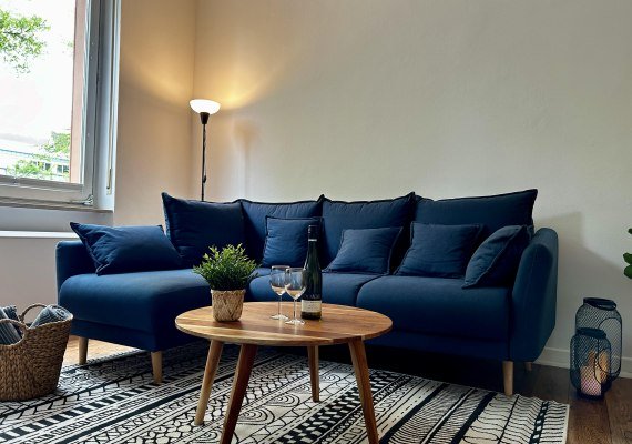 Federkernsofa | © © 2025 LaBed