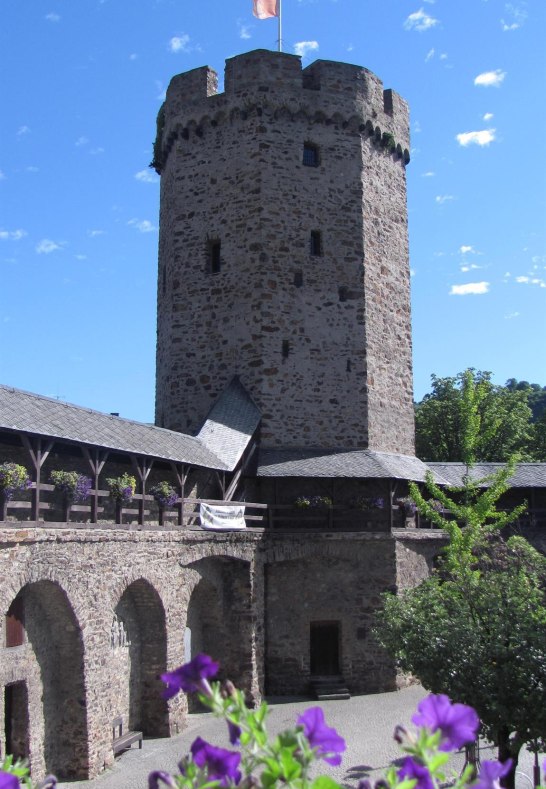 Hexenturm mit Wehrgang | © Stadt Lahnstein Hexenturm mit Wehrgang | © Stadt Lahnstein