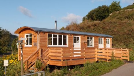 Verkostungswagen Weingut Weingart | &copy; Weingut Weingart