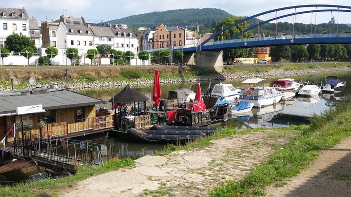 Haifischbar Lahnstein | © Bootshaus auf der Lahn Haifischbar Lahnstein | © Bootshaus auf der Lahn