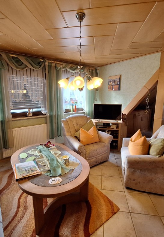 Wohnzimmer | &copy; Tourist-Info Erlebnis Rheinbogen