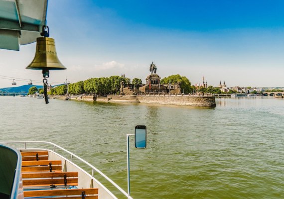 Rundfahrt entlang des Deutschen Eck | &copy; Personenschifffahrt Gilles GmbH