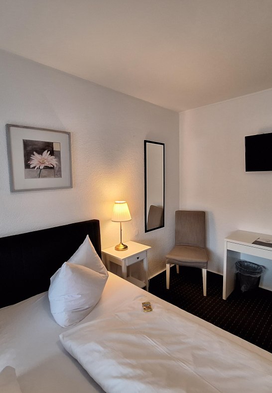 Doppelzimmer Rheinblick mit Balkon | &copy; Koblenz-Touristik GmbH, J. Assenmacher