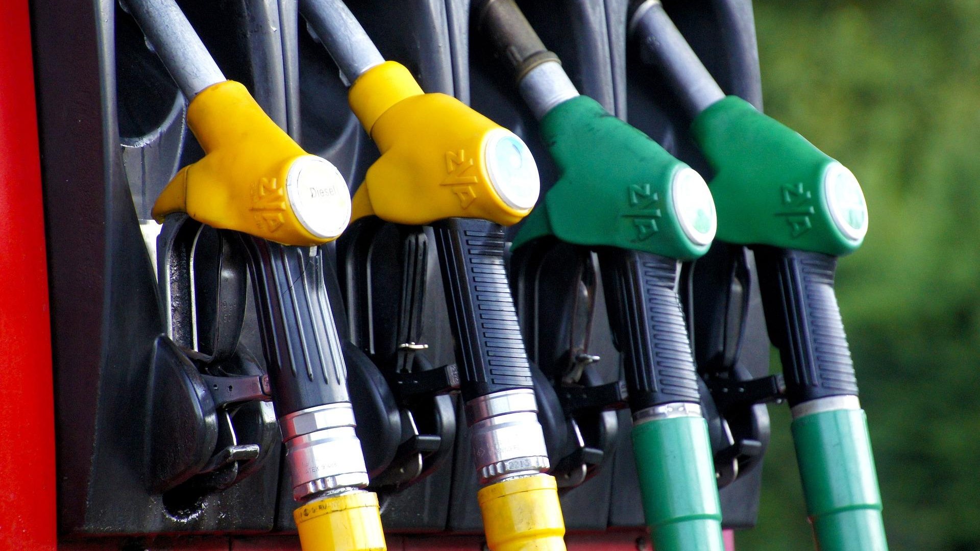 HEM Tankstelle | &copy; Pixabay