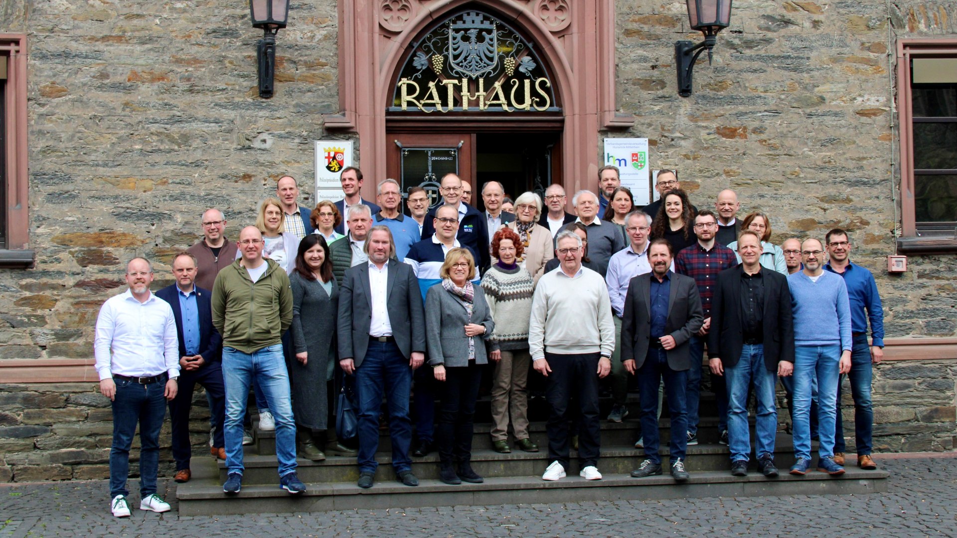 Mitglieder der LAG vor dem Rathaus in Oberwesel | © Maximilian Siech Mitglieder der LAG vor dem Rathaus in Oberwesel | © Maximilian Siech