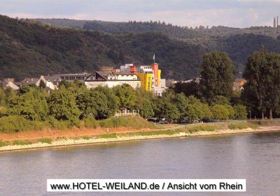 Hotelansicht  vom Rheinufer | &copy; Leistungstr&auml;ger Weiland