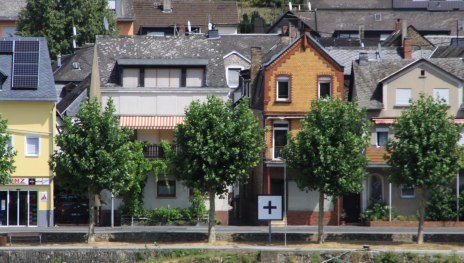 Blick auf Haus Rheingl&uuml;ck | &copy; Heimes