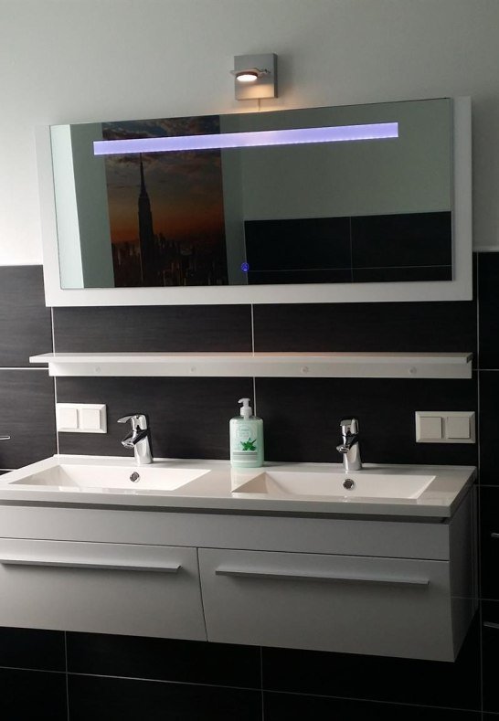 Bad Erdgeschoss | &copy; Nadja Fischbach