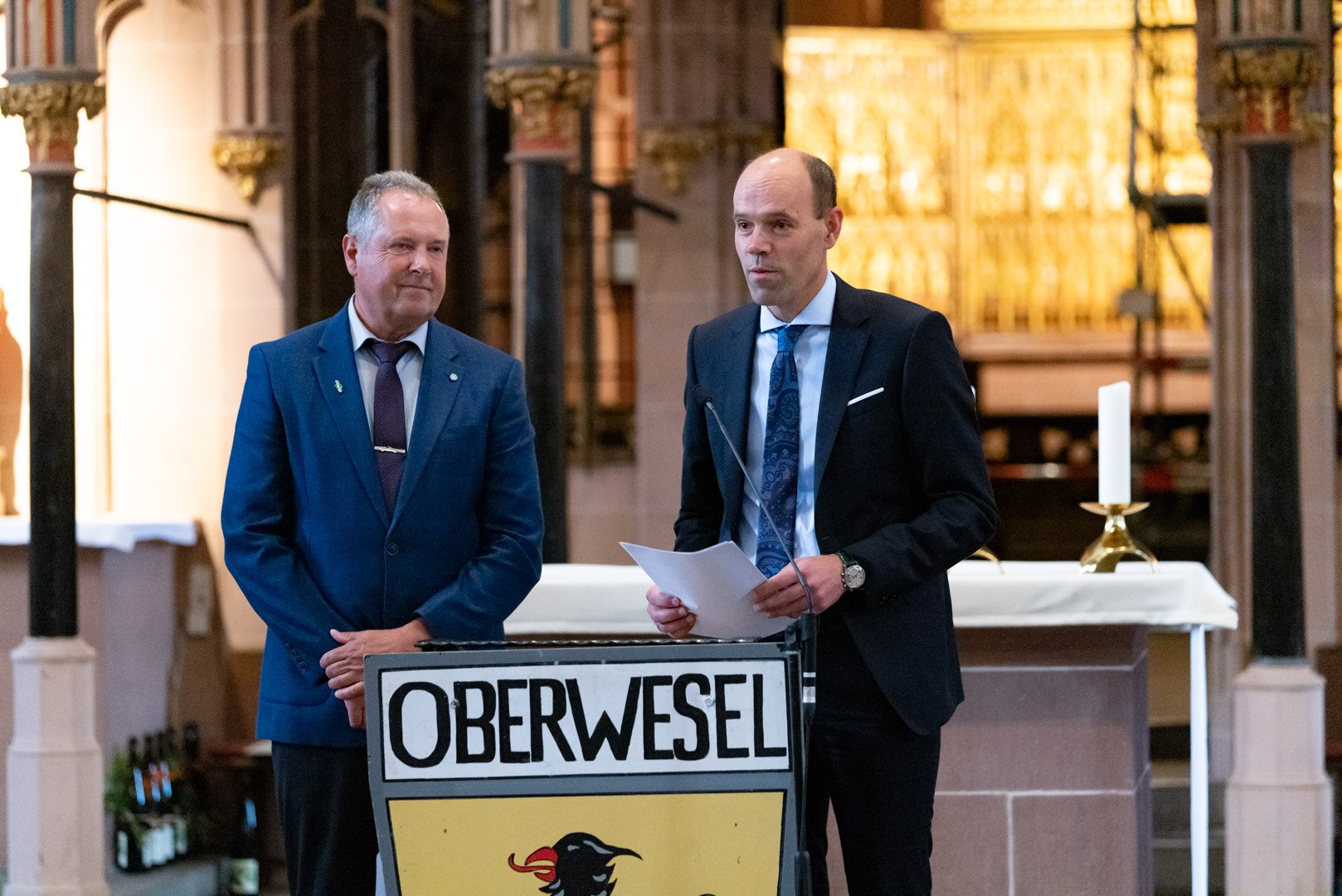 Volker Boch und Hansj&ouml;rg Bathke begr&uuml;&szlig;en die G&auml;ste zum Festakt anl&auml;sslich des 20-j&auml;hrigen Jubil&auml;ums.  | &copy; Herbert Piel