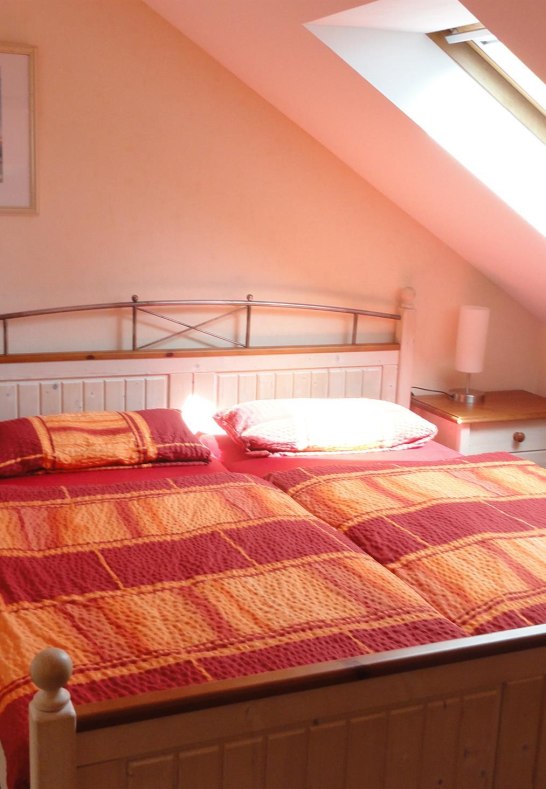 S&uuml;&szlig;e Tr&auml;ume in hochwertigen Betten | &copy; Margit Gronen