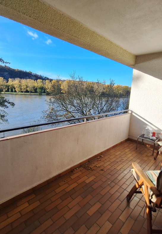 Balkon, &uuml;berdacht, mit Rheinblick | &copy; Koblenz-Touristik GmbH, J. Assenmacher