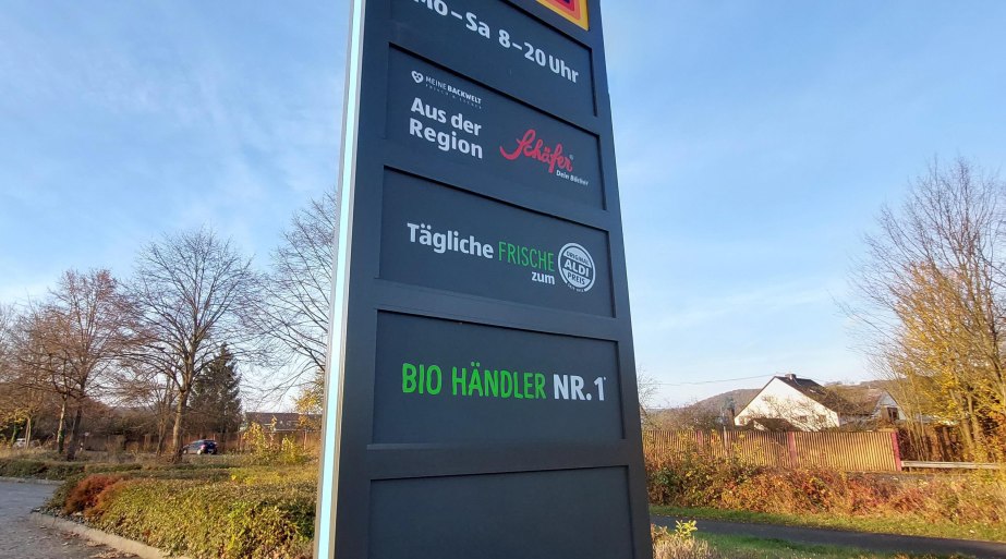 Schild | &copy; Tourist-Information Erlebnis Rheinbogen
