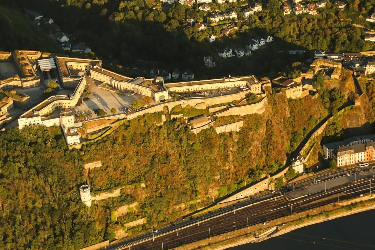 Flug über die Festung | © Koblenz-Touristik GmbH / Johannes Bruchhof Flug über die Festung | © Koblenz-Touristik GmbH / Johannes Bruchhof