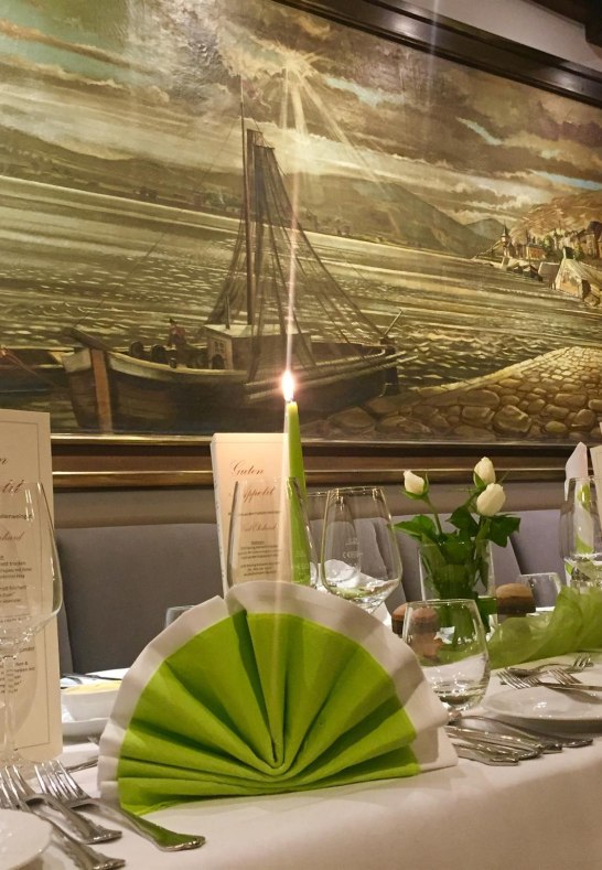 Leis1 | &copy; Hotel Altdeutsche Weinstube R&uuml;desheim